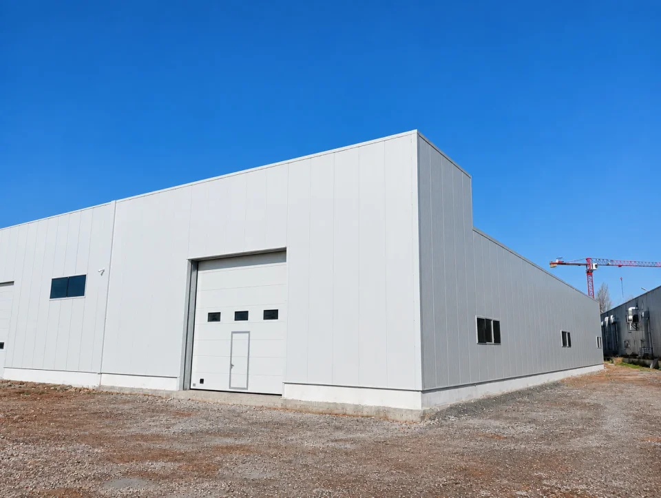Çelik hangar uygulaması — 01
