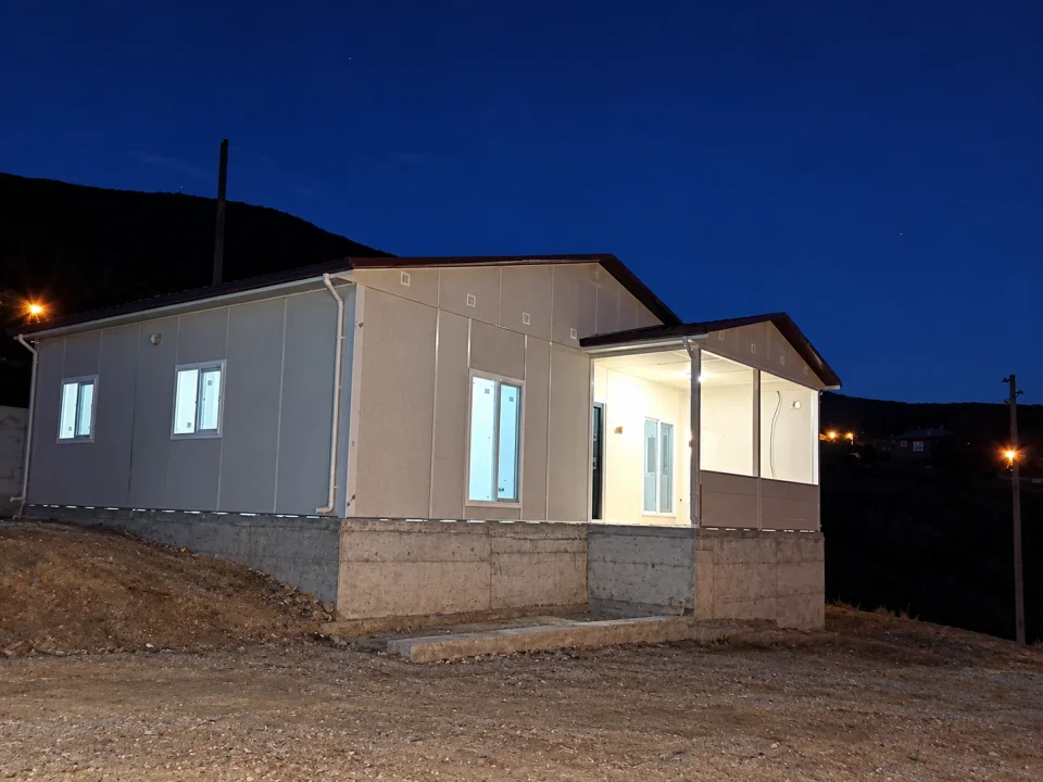 Verandalı Prefabrik Konut 05 — Proje fotoğrafı