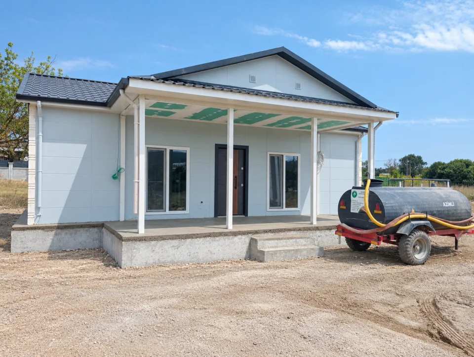 Verandalı Prefabrik Konut 11 — Proje fotoğrafı