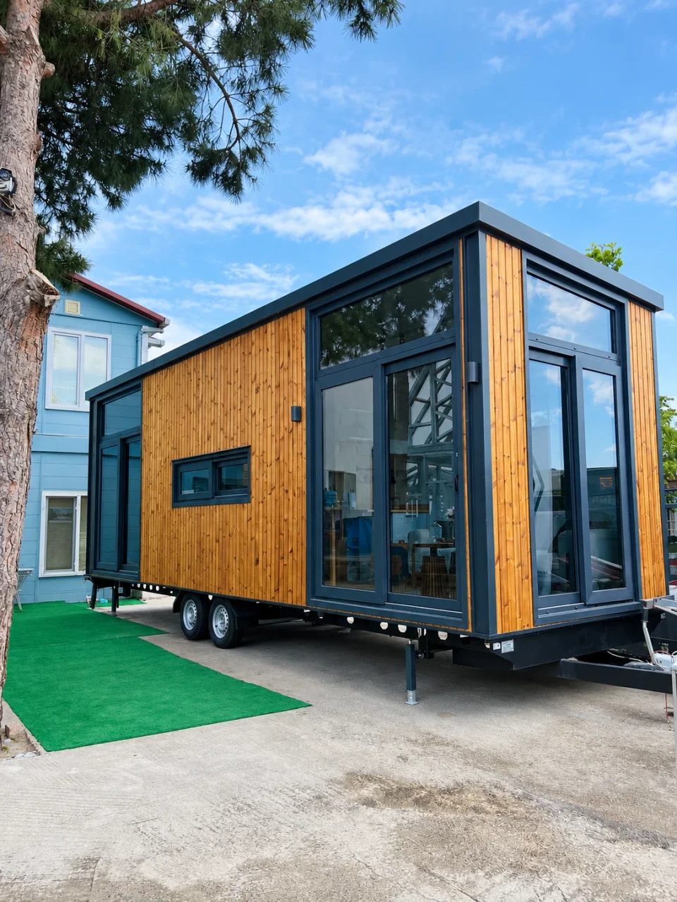 Premium Tiny House 02